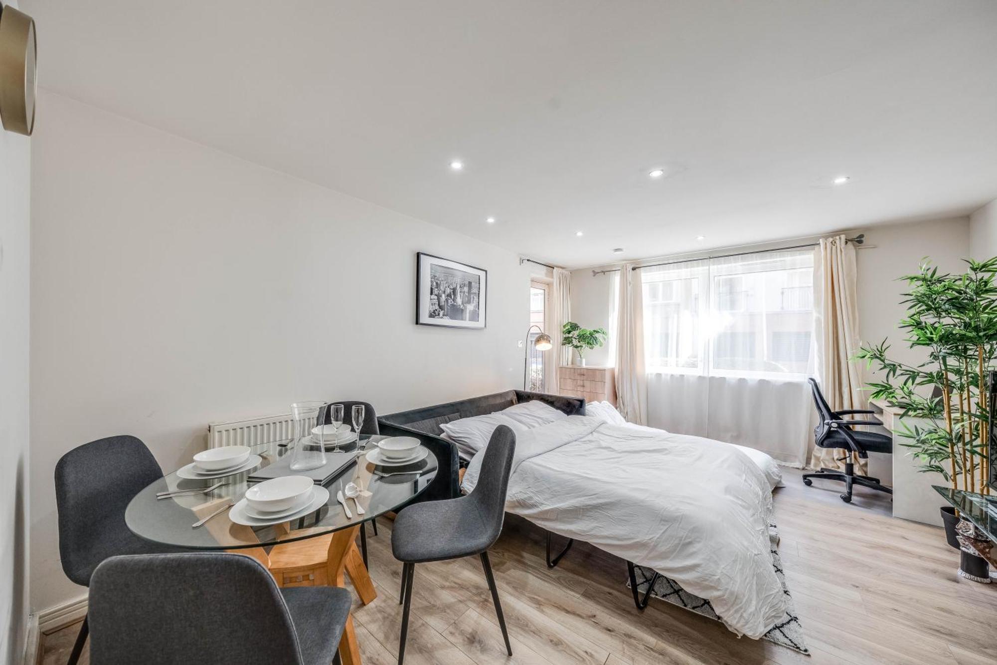 Canary Wharf O2 Excel Flat With Parking & Balcony * Londra