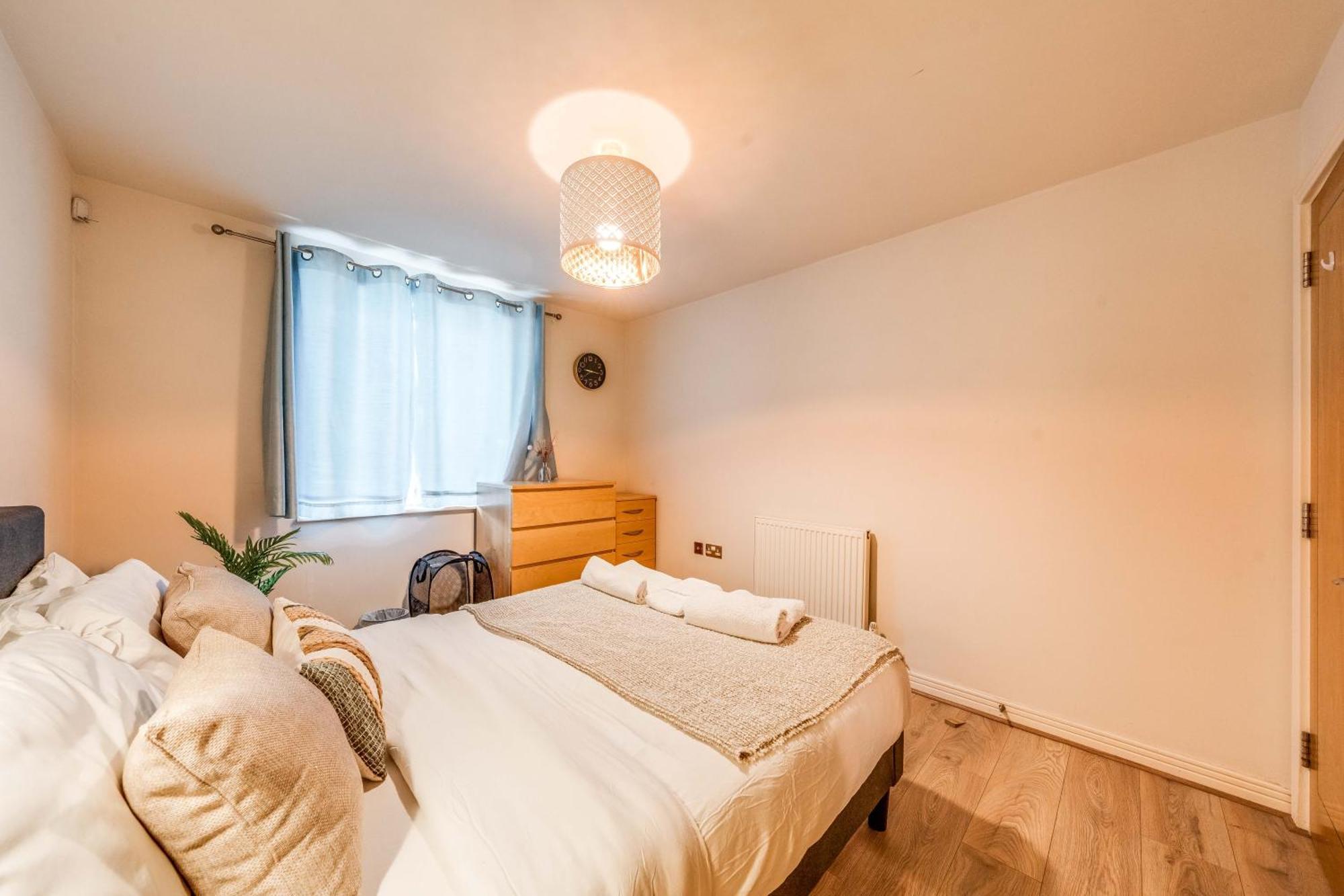 Canary Wharf O2 Excel Flat With Parking & Balcony Apartament *